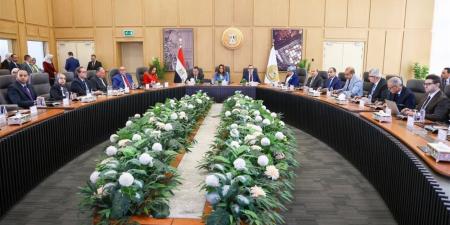 5 وزراء يطلقون المرحلة الرابعة من المبادرة الوطنية للمشروعات الذكية الخضراء