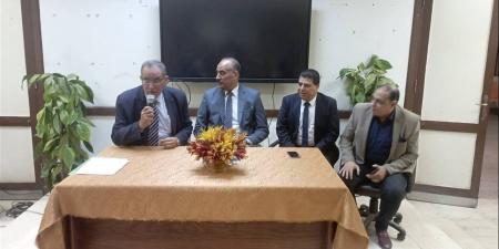 وكيل تعليم بني سويف يعقد اجتماعا مع مديري مدارس التعليم الثانوي العام