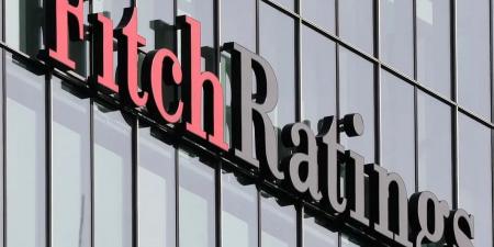 وكالة "فيتش" تضع تصنيفات 8 بنوك قطرية تحت المراجعة السلبية