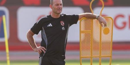 توروب يعلن تشكيل الأهلي في مواجهة سيراميكا المرتقبة بالدوري