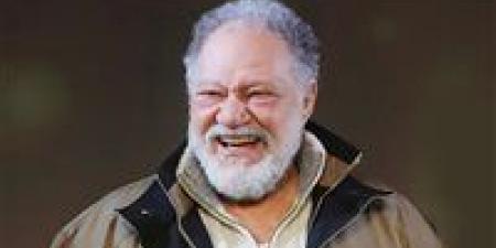 قيمة كبيرة وموهبة نادرة.. ليلى علوي تحتفل بعيد ميلاد يحيي الفخراني