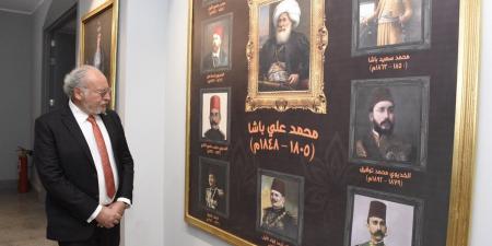 في زيارة تاريخية.. جامعة عين شمس تستقبل الملك أحمد فؤاد الثاني