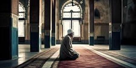 ما حكم تغيير المصلى نيته بعد الدخول فى الصلاة ؟