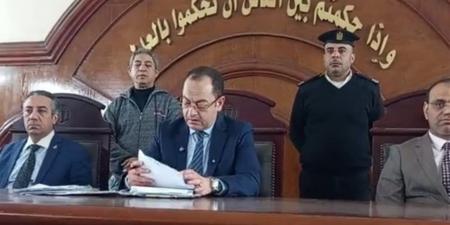 المشدد 10 سنوات لمتهمين بتزوير 200 محررا عرفيا لأسرة واحدة في أبو حمص