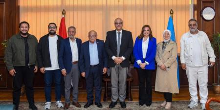 أيمن عطية يدعم مهرجان الإسكندرية للفيلم القصير ويشيد بإدارته