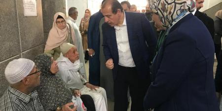 نائب وزير الصحة يتفقد المنشآت الطبية بالبحيرة ويوصي بصرف مكافآت لهؤلاء (تفاصيل)