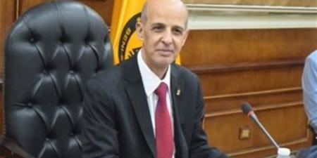 جامعة بني سويف تنشر بحثًا دوليًا لعلاج مبتكر للبكتيريا المتفطرة