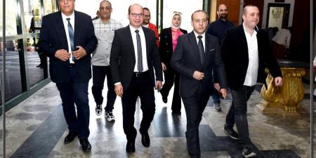 وكيل صحة الدقهلية يشهد فعاليات “Masters Dental Show” بنادي الحوار