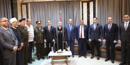 محافظ المنيا يزور الإيبارشيات لتهنئة الأخوة المسيحين بعيد القيامة المجيد