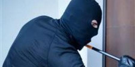 حارس العقار سقط في الفخ.. سرقة 2800 جنيه إسترليني من شقة ببولاق الدكرور