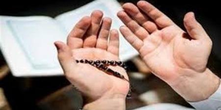 حكم الدعاء بآية من القرآن حال السجود في الصلاة