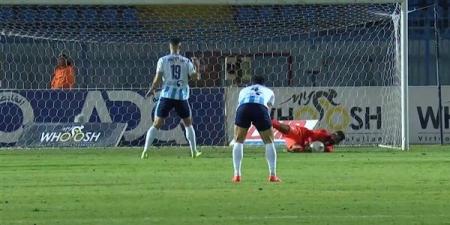 مروان حمدي يُحرم بيراميدز من قبل الطاولة أمام المصري