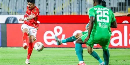 الأهلي يضرب سموحة بهدفين ويشعل المنافسة على لقب الدوري الممتاز