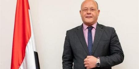 رئيس جامعة سوهاج يهنئ البابا تواضروس الثاني بمناسبة عيد القيامة