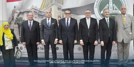 بحضور وزير الصحة.. "تجارة عين شمس" تمنح دكتوراة مهنية في "حوكمة الطوارئ"