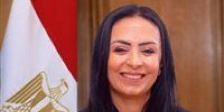 الابتزاز المادي والعاطفي جريمة تستوجب ردعًا حاسمًا..مايا مرسي تعلق على واقعة سيدة إسكندرية