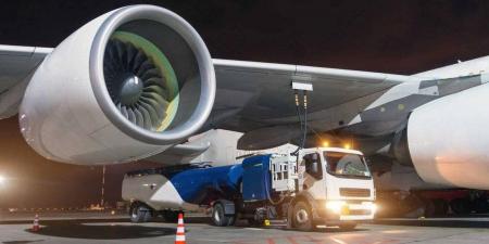 أزمة وقود الطائرات تهدد السفر الجوي مع ارتفاع الأسعار والنقص الحاد في الإمدادات