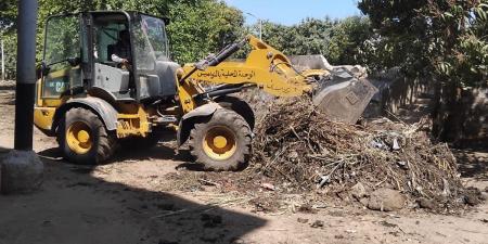 محافظ أسيوط: مواصلة رفع نواتج تطهير الترع بقرية النواميس بالبداري