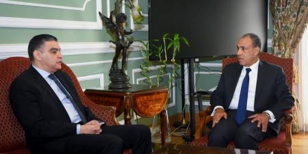 وزير الخارجية يبحث مع رئيس هيئة الشراء الموحد تعزيز التعاون