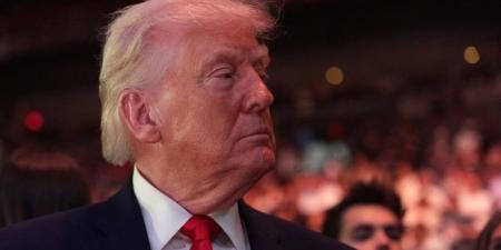 ترامب يهدد بتدمير البنية التحتية للطاقة في إيران