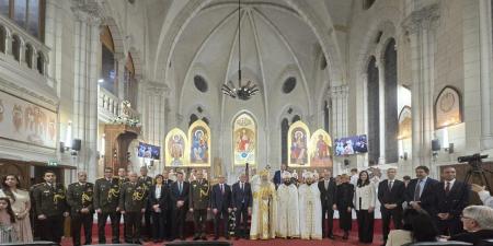السفير طارق دحروج يشارك في قداس عيد القيامة المجيد بباريس