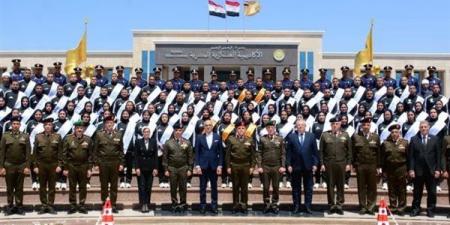 الأكاديمية العسكرية تُكرّم وفد طلاب جامعة عين شمس