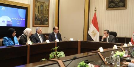 وزير الصحة يستعرض مستجدات مدينة اللقاحات.. وإطلاق أكاديمية VBC لتوطين الصناعات الحيوية