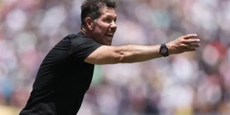 سيميوني قبل موقعة برشلونة: هدفنا التأهل.. ولا أفكر في الحكام