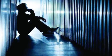 اﻻﻧﺘﺤﺎر.. ﺣﻴﻦ ﻳﺘﺤﻮل اﻷﻟﻢ إﻟﻰ »ﻗﺎﺗﻞ«