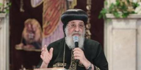 البابا تواضروس يلتقي الأساقفة على مائدة إفطار شم النسيم في دير السريان