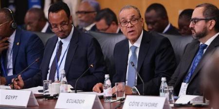 وزير الخارجية يشارك في اجتماع وزراء ومحافظي مجموعة الأربع والعشرين G24