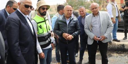 وزير النقل يتفقد مواقع العمل بالطريق الساحلى القنطرة شرق / العريش / رفح بطول 160 كم