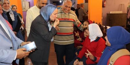 مدير تعليم القاهرة ترسم البهجة في قلوب الأيتام من ذوي الهمم: "الإبداع طريقهم للمستقبل"