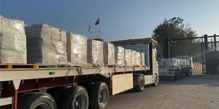 عاجل.. تحرك دفعة جديدة من شاحنات المساعدات إلى قطاع غزة
