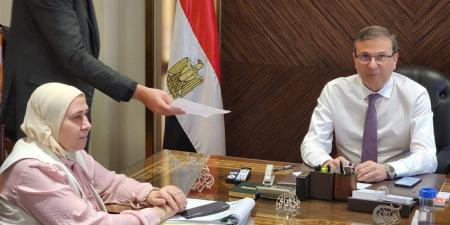 بعد تعافيها.. سهير القاضي تبدأ تحركات عاجلة لدعم فلاحي الشرقية وتطوير زراعة أولاد صقر