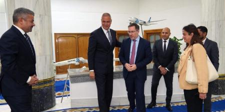 مصر للطيران تبحث آليات التمويل والتوسع في السوق الأوروبية