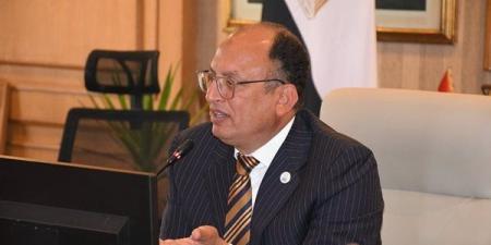 جامعة العاصمة تنظم مراسم تسليم عقود الفرق الفائزة بحاضنتي Biocluster والأثاث