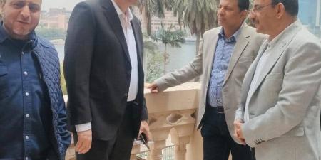 رئيس قطاع المسرح في زيارة تفقديه لمكتبة القاهره الكبرى والمركز القومي