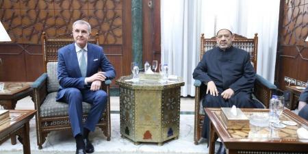 شيخ الأزهر يستقبل الأمير الروماني.. ويؤكد: عالم اليوم في حاجة لتقارب الشعوب