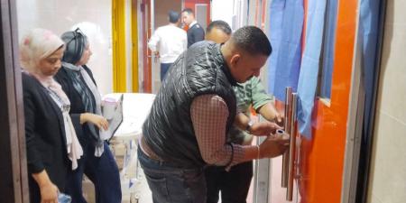 غلق وتشميع مركز "كارمن" للنساء والتوليد بالإسماعيلية بعد واقعة طبية وشكاوى بعدم الترخيص