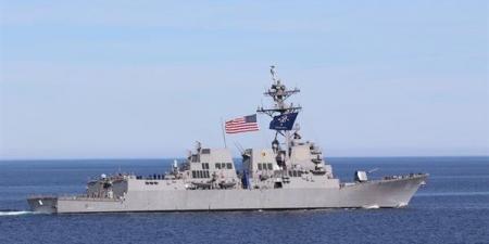 الجيش الأميركي يعلن اعتراض سفينة إيرانية ومنع 10 سفن من كسر الحصار
