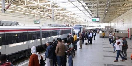 النقل تعلن الوسائل الحديثة والمتاحة للدفع في شبكة خطوط المترو والقطار الكهربائي الخفيف LRT
