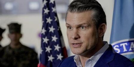 وزير الحرب الأمريكي: لدى إيران دافع قوي لاستمرار وقف إطلاق النار