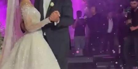 لقطات من حفل زفاف ابنة محمد السعدي.. حضور كبير من نجوم الفن ووالدها يرقص معها
