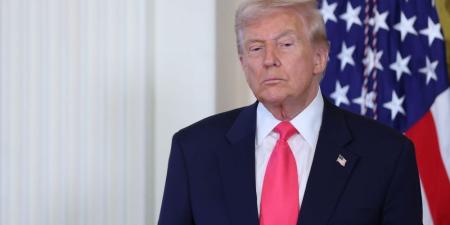 ترامب: تحالف الناتو بلا قيمة.. وطلب أمريكي بالابتعاد عن مضيق هرمز