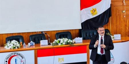 وزير الرياضة يلتقي محافظ الجيزة قبل بدء جولته التفقدية