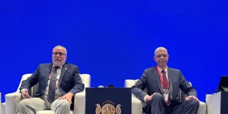 رئيس جامعة المنوفية يترأس 3 جلسات علمية بالمؤتمر الدولي لجمعية الجراحين المصرية