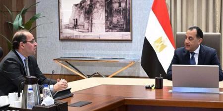 مدبولى يستعرض مع وزير المالية أبرز النشاطات في اجتماعات صندوق النقد والبنك الدوليين بواشنطن