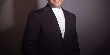 صفحة هاني شاكر تثير قلق جمهوره من جديد.. صورة