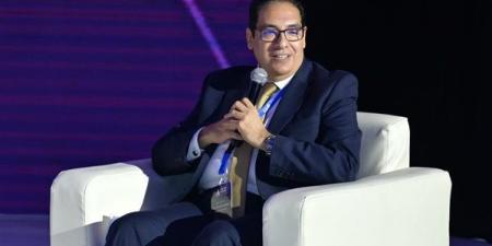 رئيس جامعة القاهرة: نطوّر البرامج الدراسية باستمرار